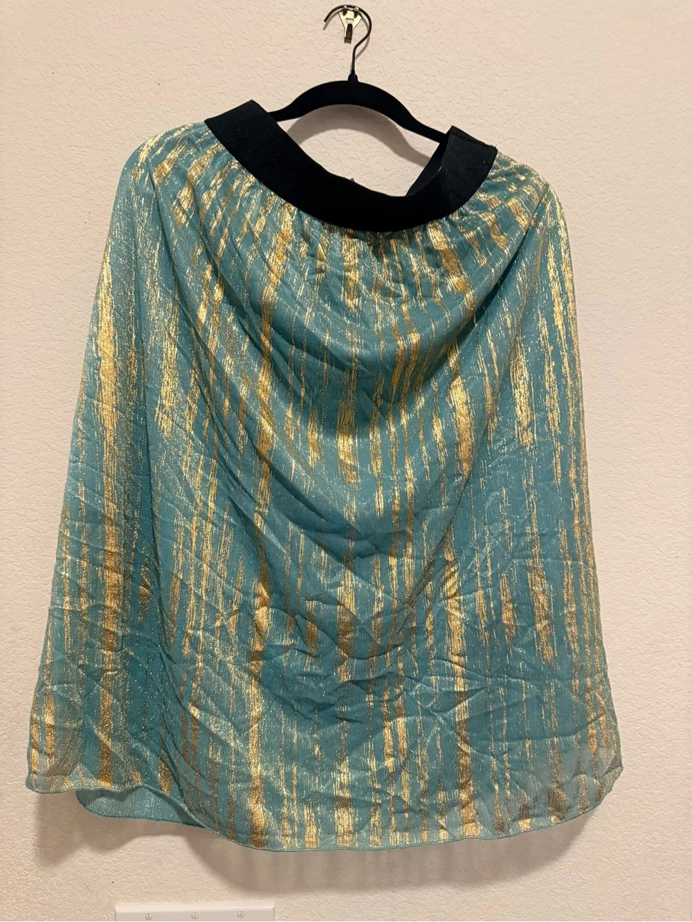 LuLaRoe Teal and Gold Metallic Wrap
